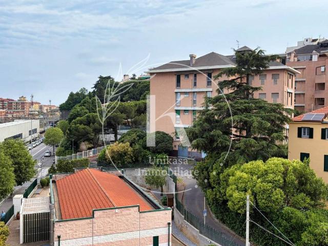 Appartamento in vendita a Oltreletimbro, Albisola Capo
