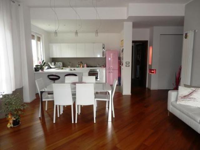 Appartamento in vendita a Valloria, Albisola Capo