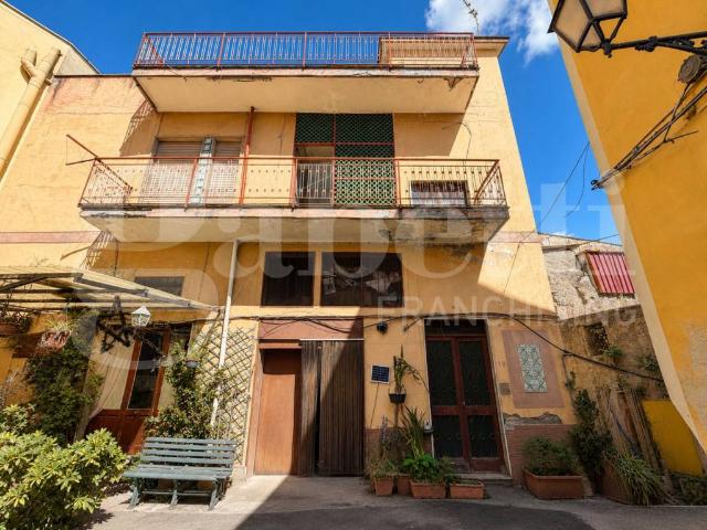 Appartamento in vendita a Scafati, Campania