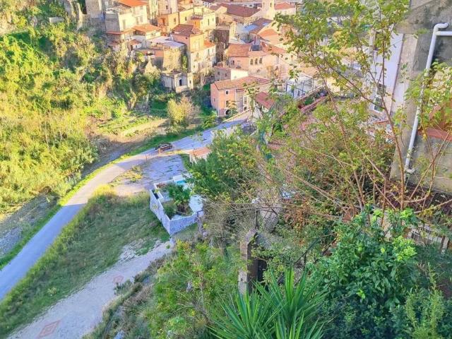 Appartamento in vendita a Centro Storico, Calabria