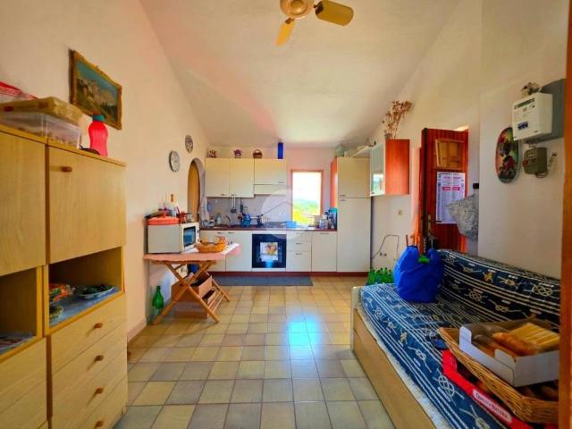 Appartamento in vendita a La Petrosa, Calabria