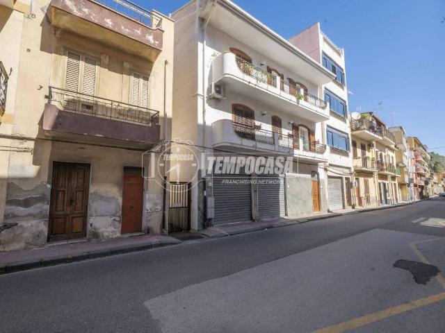 Appartamento in vendita a Scaletta Zanclea, Sicilia