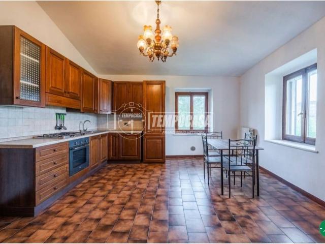 Appartamento in vendita a Tresinaro - Secchia, Re