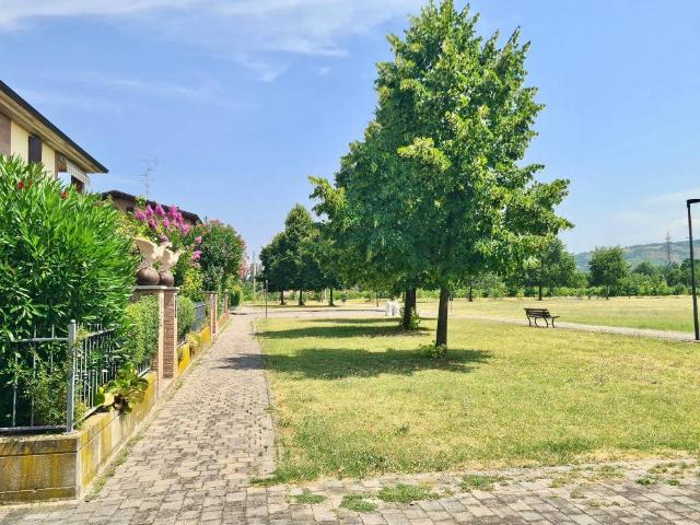 Appartamento in vendita a Tresinaro - Secchia, Re