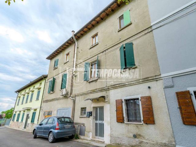 Appartamento in vendita a Tresinaro - Secchia, Re