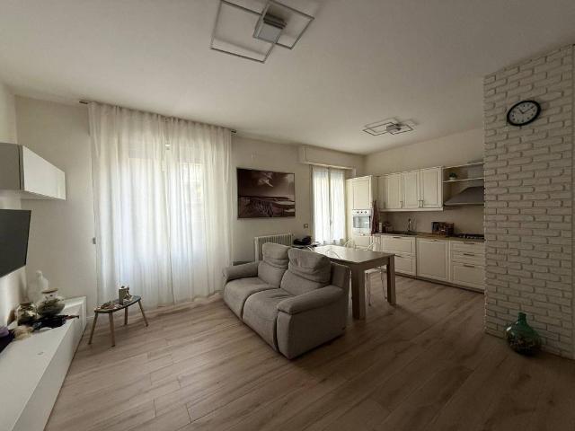 Appartamento in vendita a Scandicci, Toscana