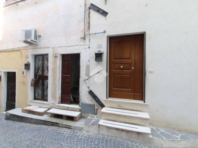 Appartamento in vendita a Scandriglia, Lazio