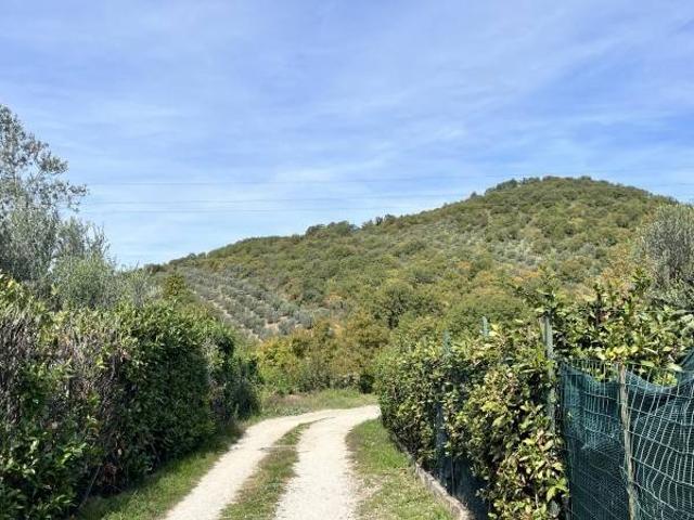 Appartamento in vendita a Scandriglia, Lazio