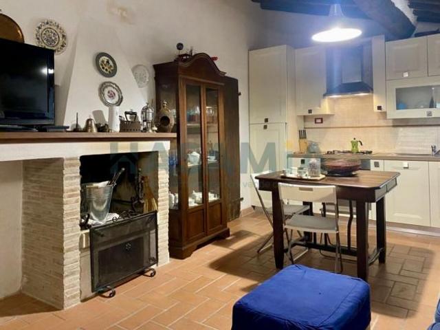Appartamento in vendita a Scansano, Toscana