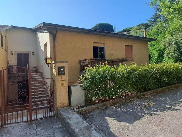 Appartamento in vendita a Scansano, Toscana