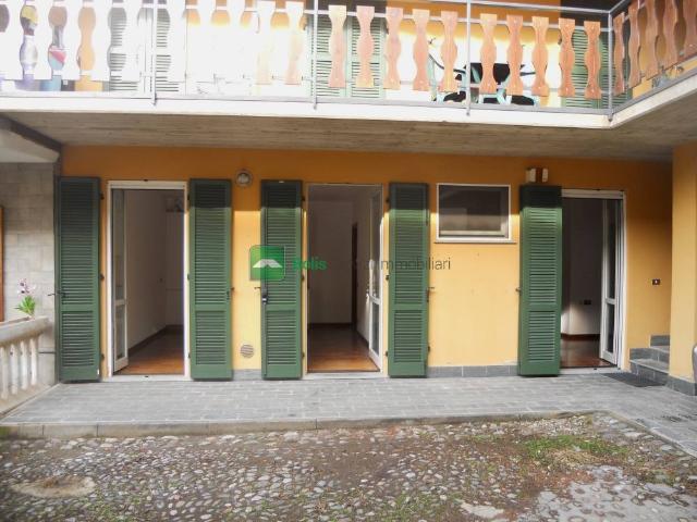Appartamento in vendita a Scanzorosciate, Lombardia