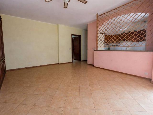 Appartamento in vendita a Scanzorosciate, Lombardia