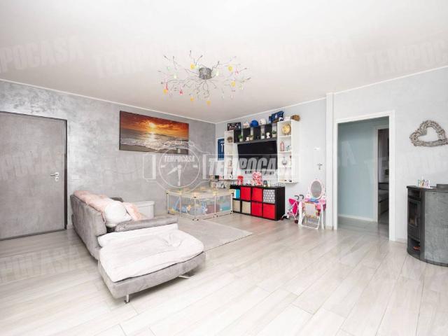 Appartamento in vendita a Nembro, Lombardia