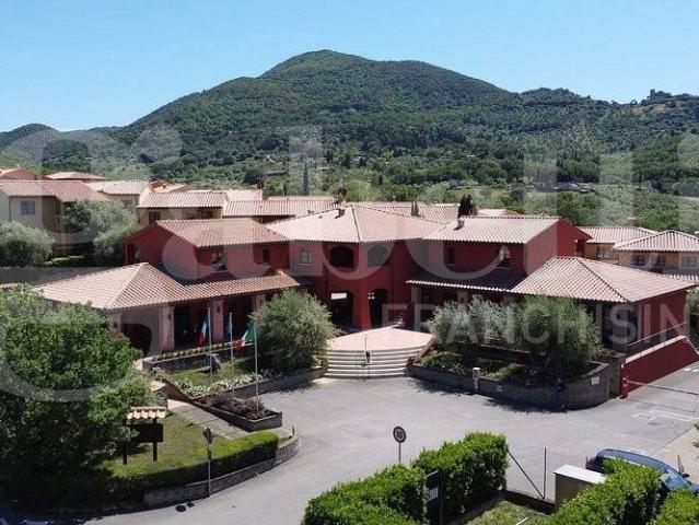 Appartamento in vendita a Scarlino, Toscana