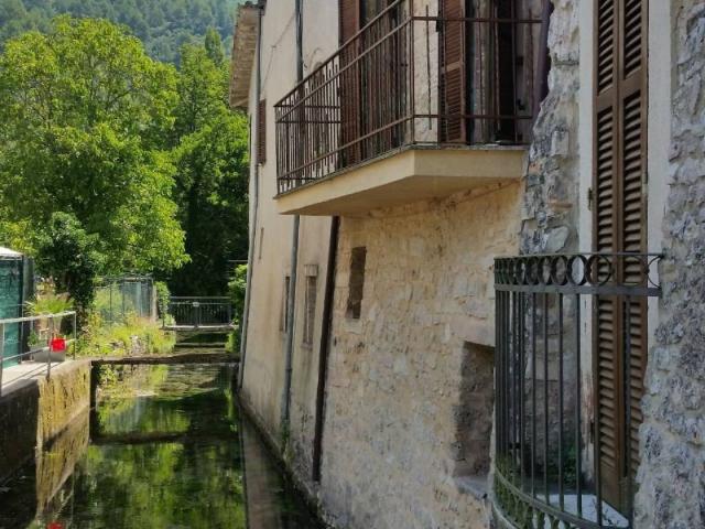 Appartamento in vendita a Scheggino, Umbria