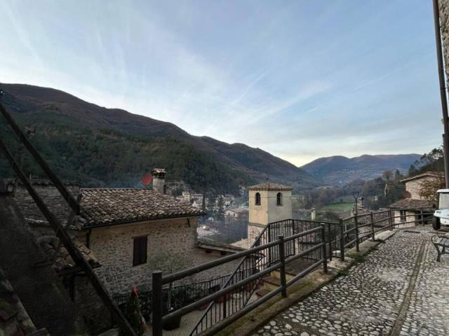 Appartamento in vendita a Scheggino, Umbria