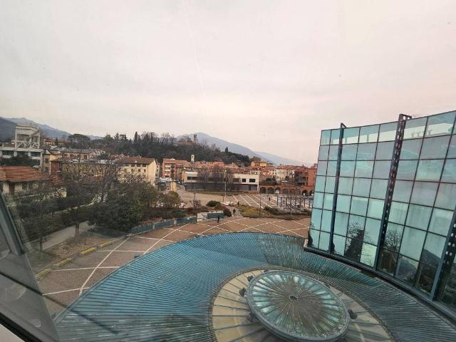 Appartamento in vendita a Schio, Veneto