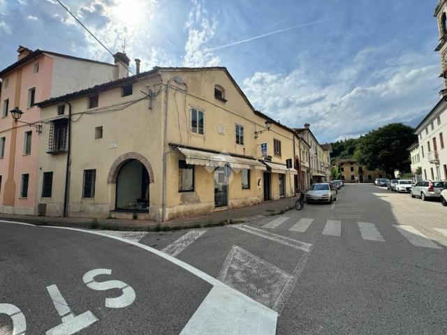 Appartamento in vendita a Schio, Veneto