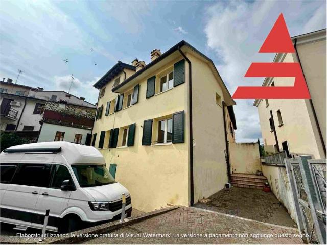 Appartamento in vendita a Schio, Veneto