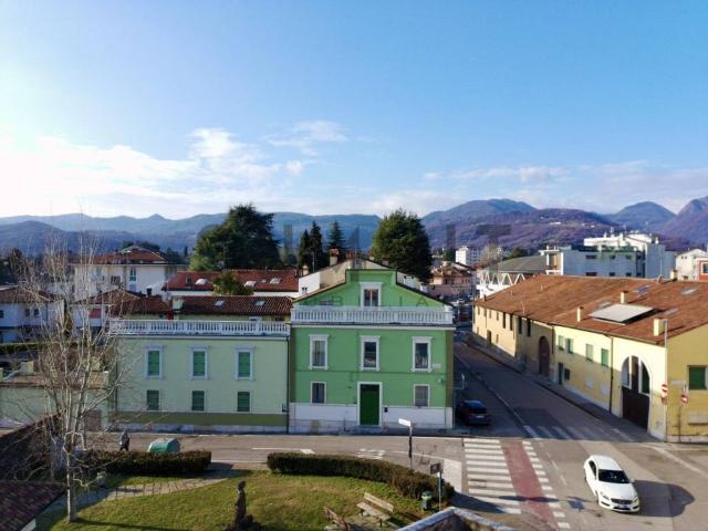 Appartamento in vendita a Schio, Veneto