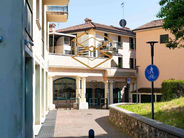 Appartamento in vendita a Schio, Veneto