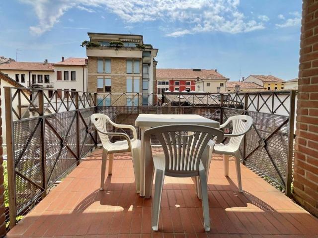 Appartamento in vendita a Schio, Veneto