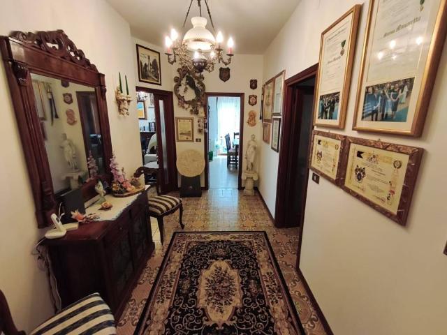 Appartamento in vendita a Schio, Veneto
