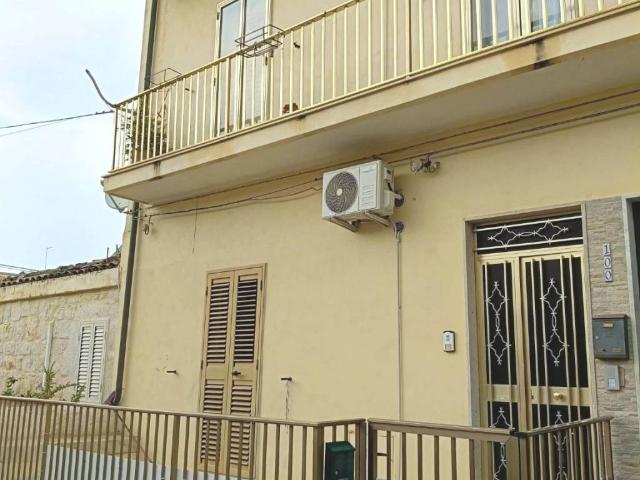Appartamento in vendita a Cava D'aliga, Sicilia