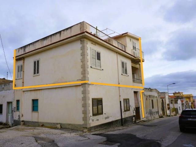 Appartamento in vendita a Cava d'Aliga, Cava D'aliga