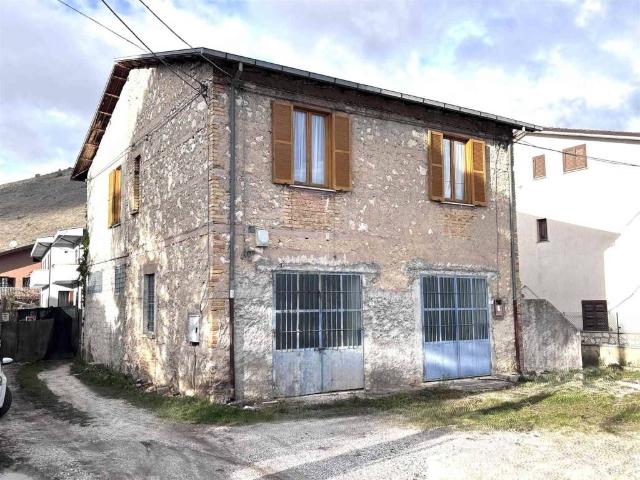 Appartamento in vendita a Scurcola Marsicana, Abruzzo