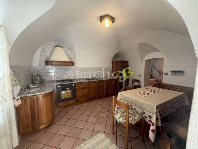 Appartamento in vendita a Seborga, Liguria