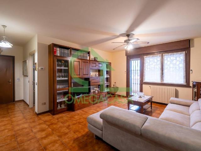 Appartamento in vendita a Secugnago, Lombardia