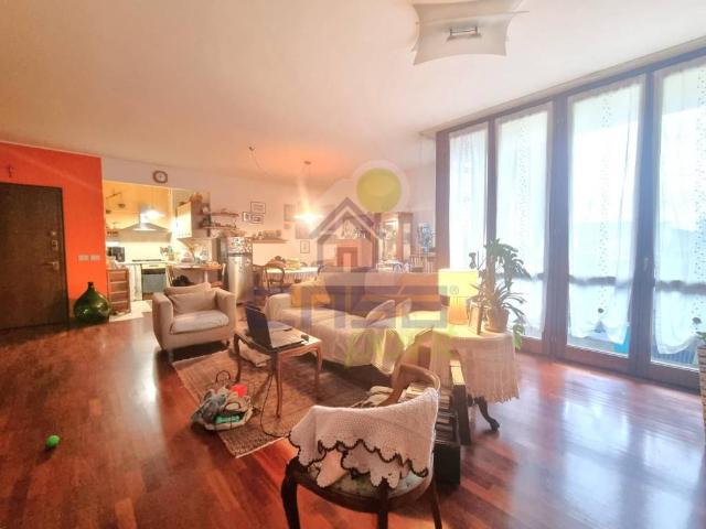 Appartamento in vendita a Secugnago, Lombardia