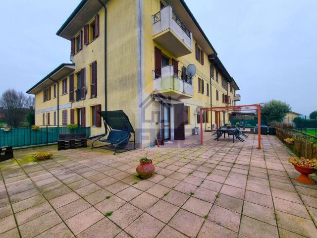 Appartamento in vendita a Secugnago, Lombardia