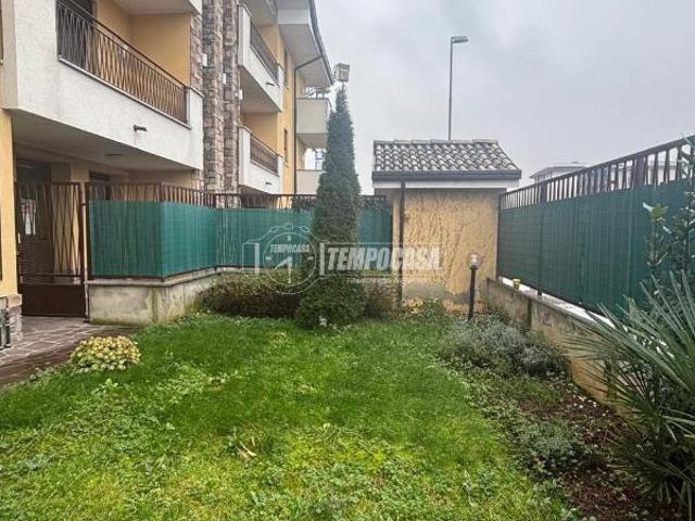 Appartamento in vendita a Sedriano, Lombardia