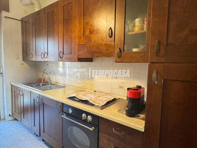 Appartamento in vendita a Sedriano, Lombardia