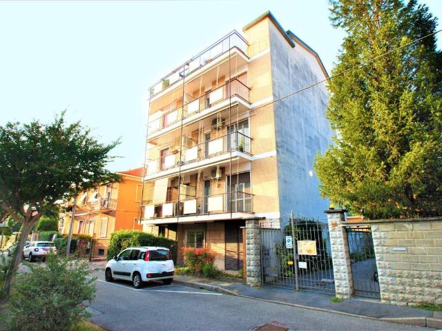 Appartamento in vendita a Sedriano, Lombardia