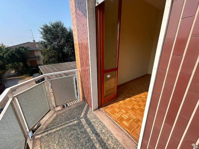 Appartamento in vendita a Sedriano, Lombardia