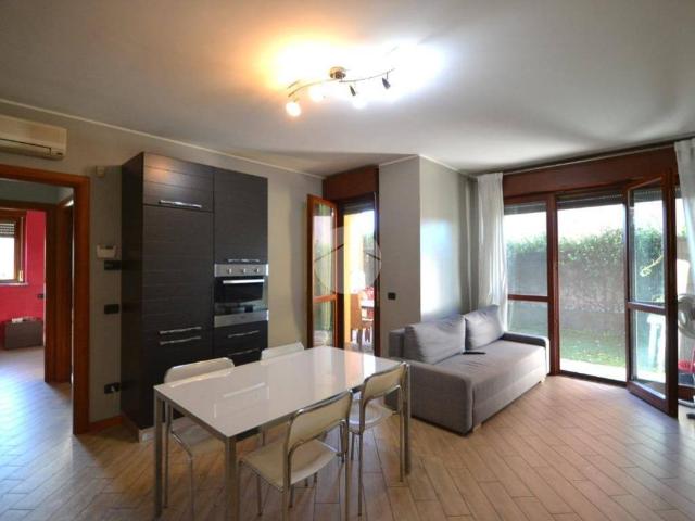 Appartamento in vendita a Sedriano, Lombardia