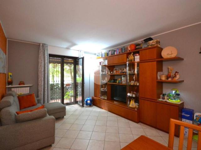 Appartamento in vendita a Sedriano, Lombardia