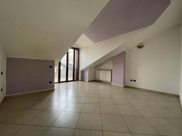 Appartamento in vendita a Sedriano, Lombardia
