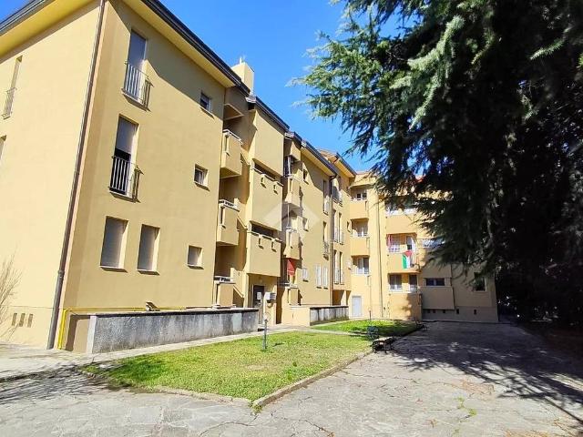 Appartamento in vendita a Sedriano, Lombardia
