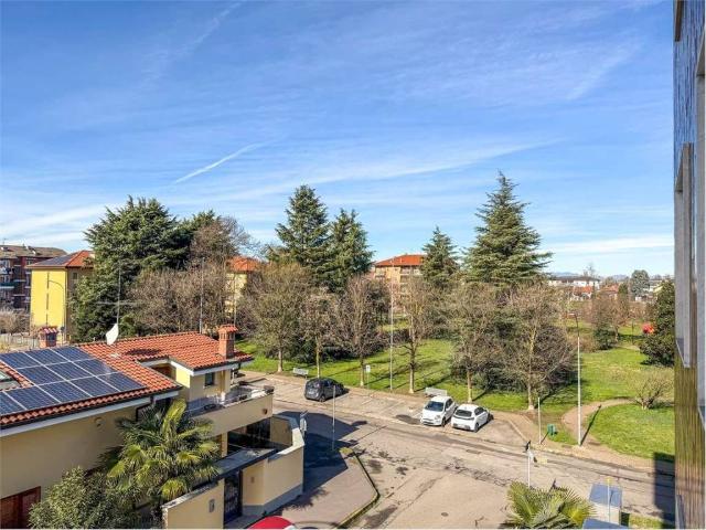 Appartamento in vendita a Roveda, Sedriano