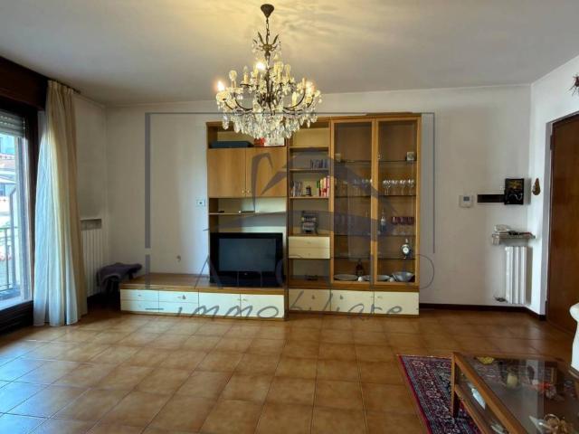 Appartamento in vendita a Sedriano, Lombardia
