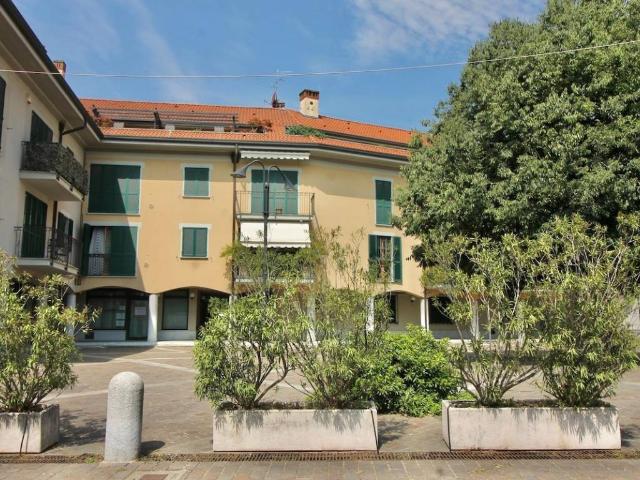 Appartamento in vendita a Rovagnasco, Segrate