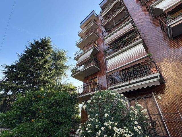 Appartamento in vendita a Rovagnasco, Segrate
