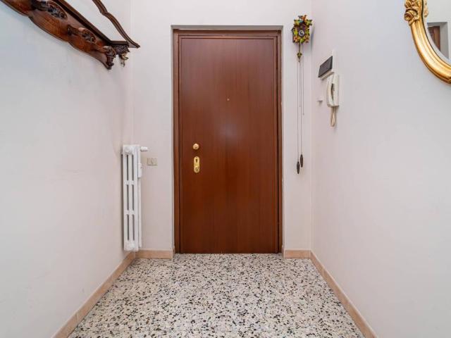 Appartamento in vendita a Rovagnasco, Segrate