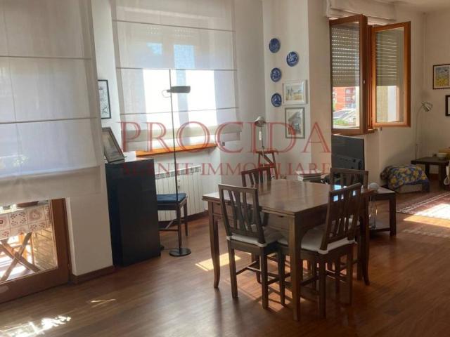 Appartamento in vendita a Rovagnasco, Segrate