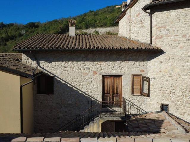 Appartamento in vendita a Casale, Sellano