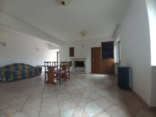 Appartamento in vendita a Sellano, Umbria
